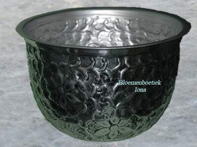 IJzeren bloembak/bloemenboetiek Iona